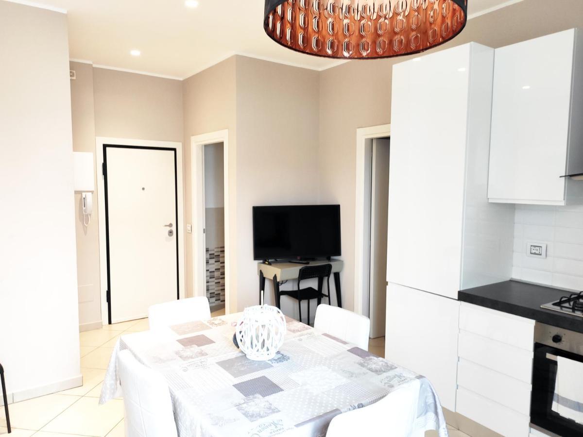 Mamma Casa Marina Center Apartments Римини Екстериор снимка