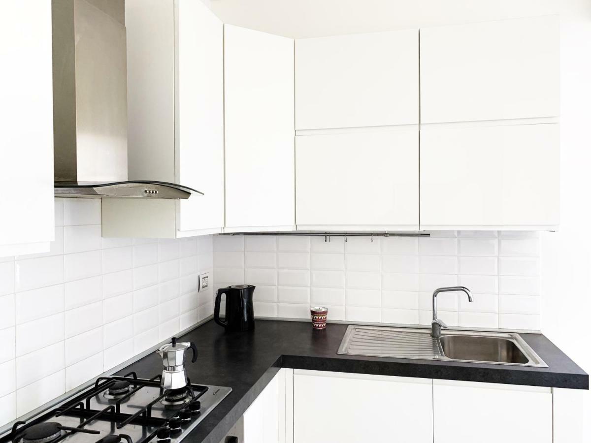 Mamma Casa Marina Center Apartments Римини Екстериор снимка