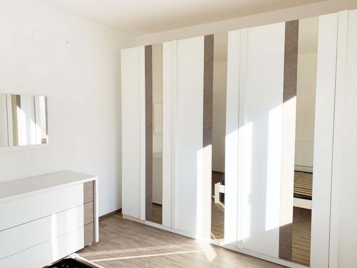 Mamma Casa Marina Center Apartments Римини Екстериор снимка