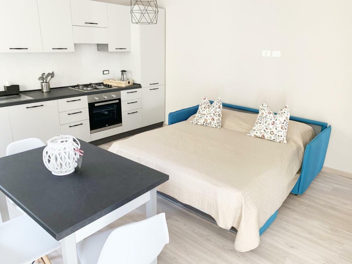 Mamma Casa Marina Center Apartments Римини Екстериор снимка