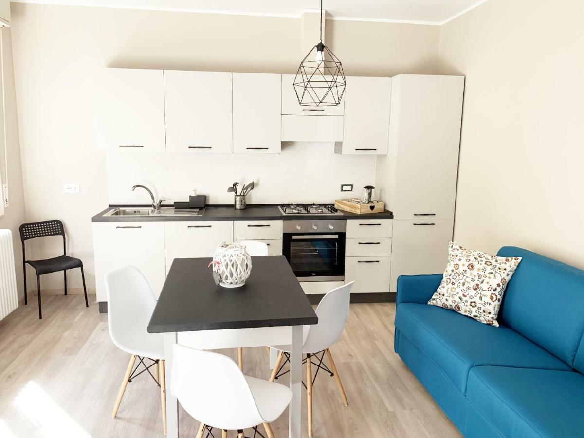 Mamma Casa Marina Center Apartments Римини Екстериор снимка