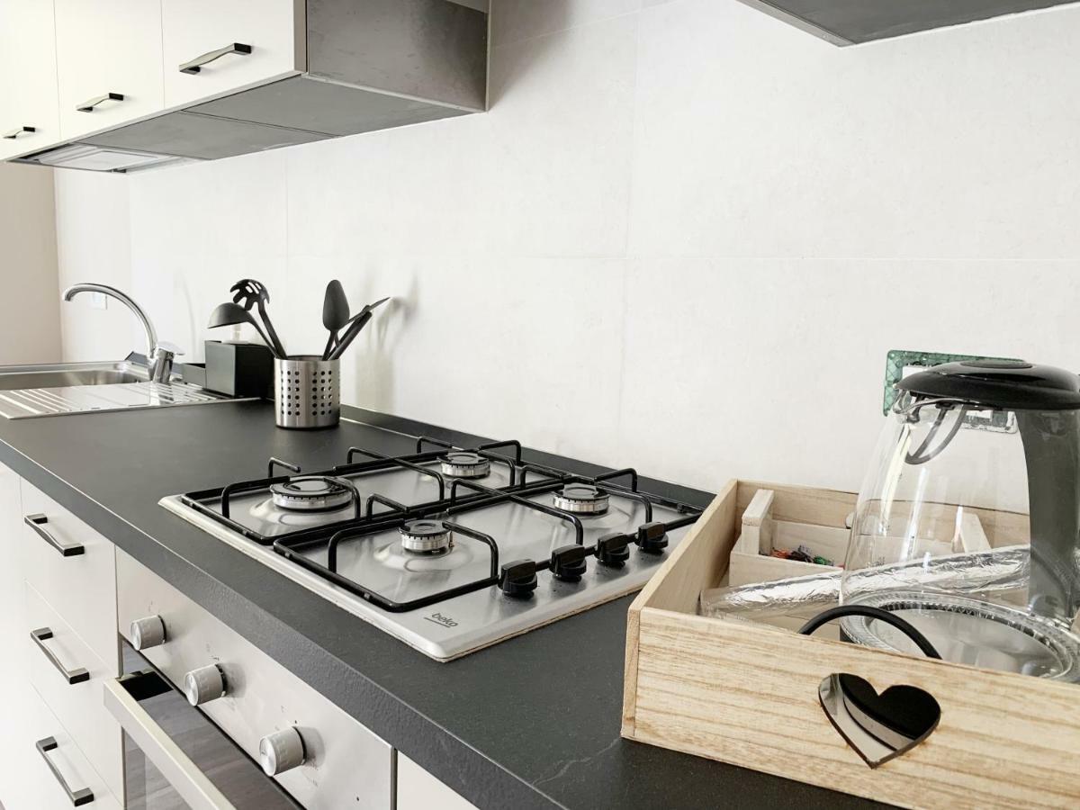 Mamma Casa Marina Center Apartments Римини Екстериор снимка